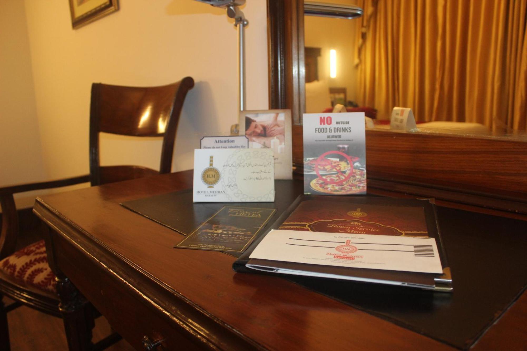 Hotel Mehran Karachi Extérieur photo