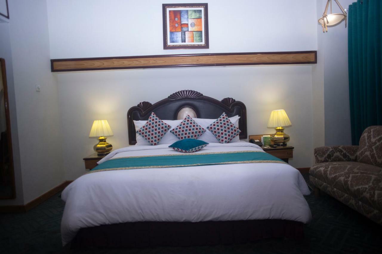Hotel Mehran Karachi Extérieur photo